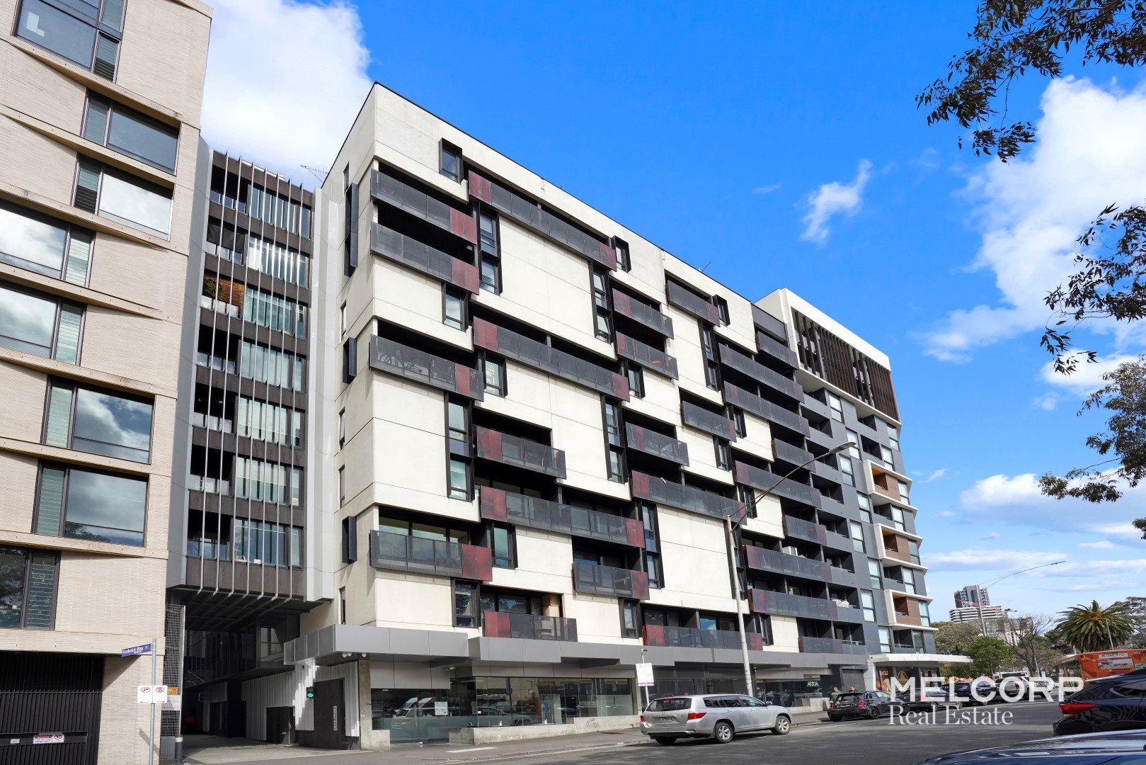 1804/243 Franklin Street