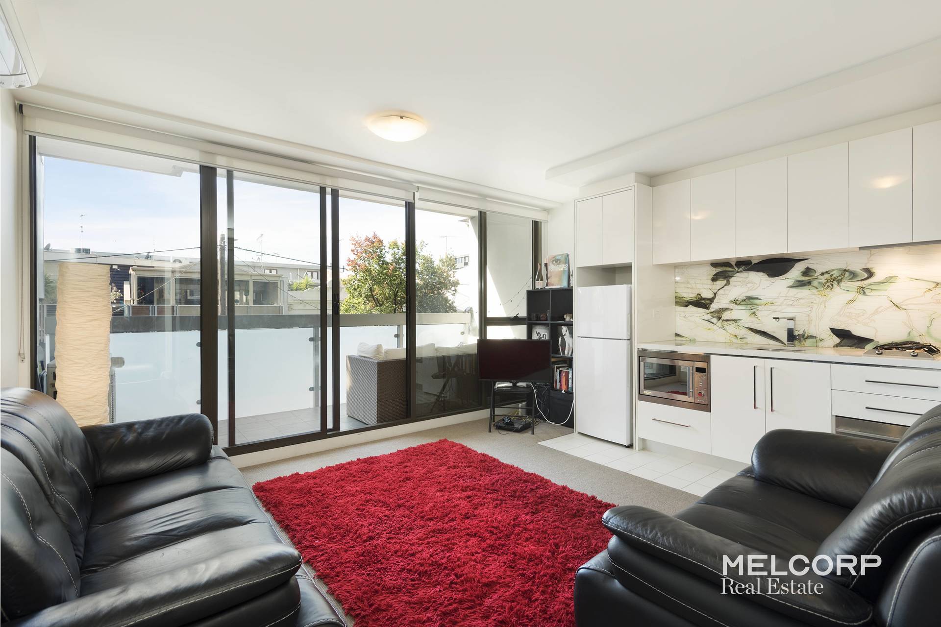 107/353 Napier Street