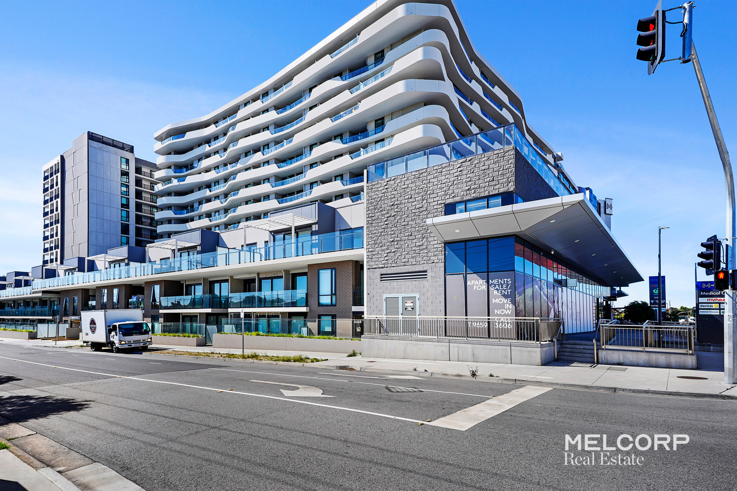21013/864 Blackburn Road