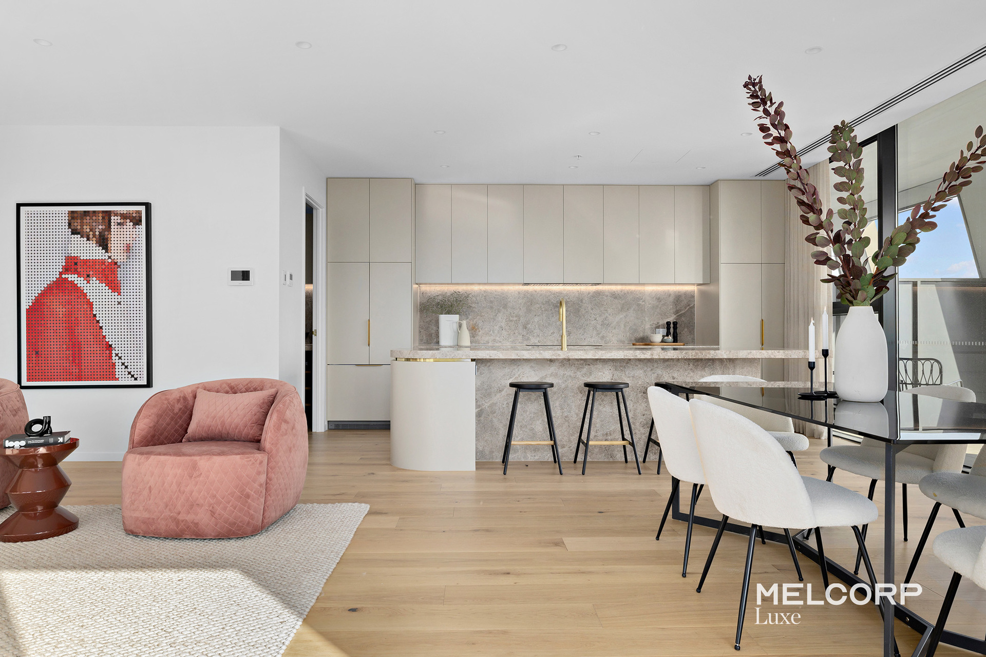 1003/288 Adderley Street