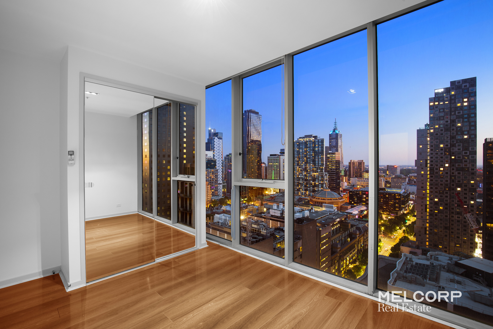 3301/483 Swanston Street