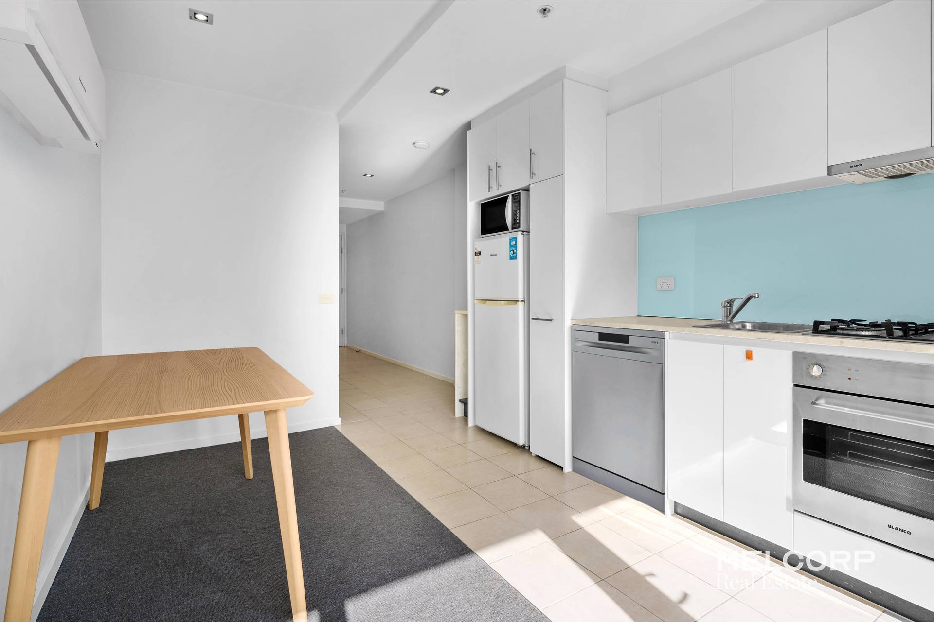 2803/8 Downie Street