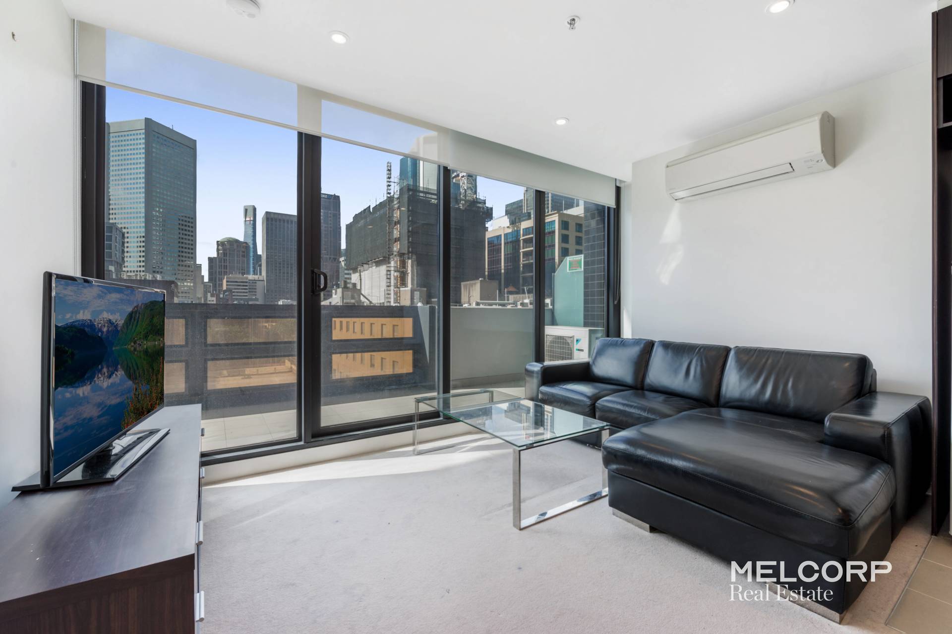 606/5 Sutherland Street