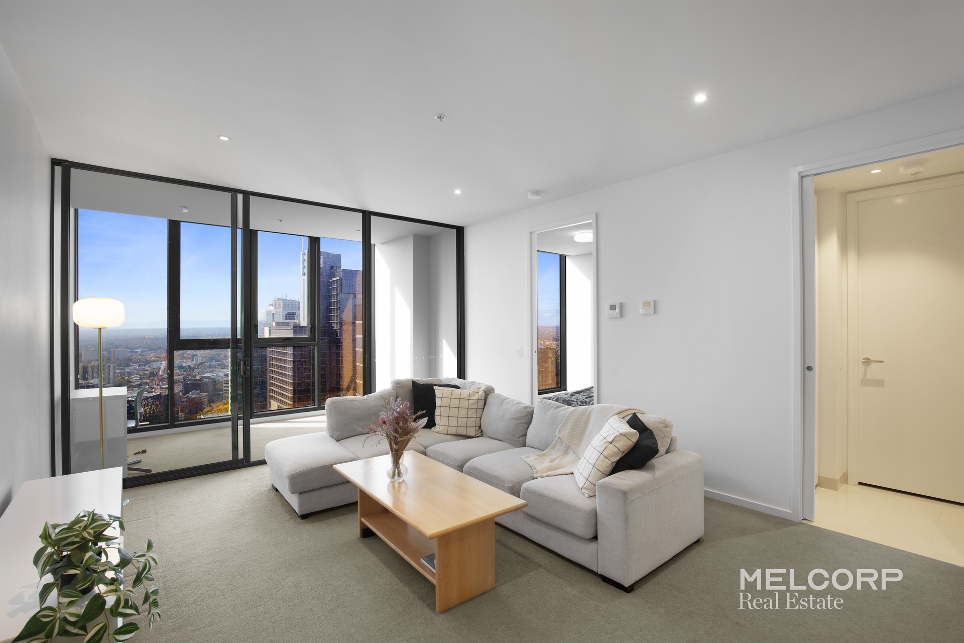4608/318 Russell Street
