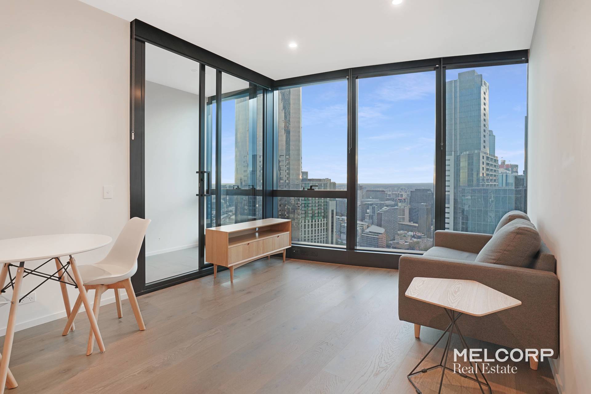 4502/70 Southbank Boulevard