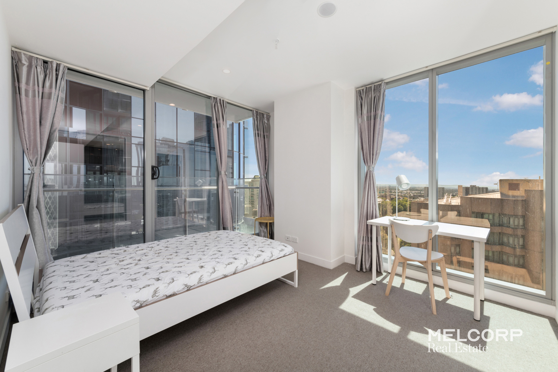 2101/36 La Trobe Street
