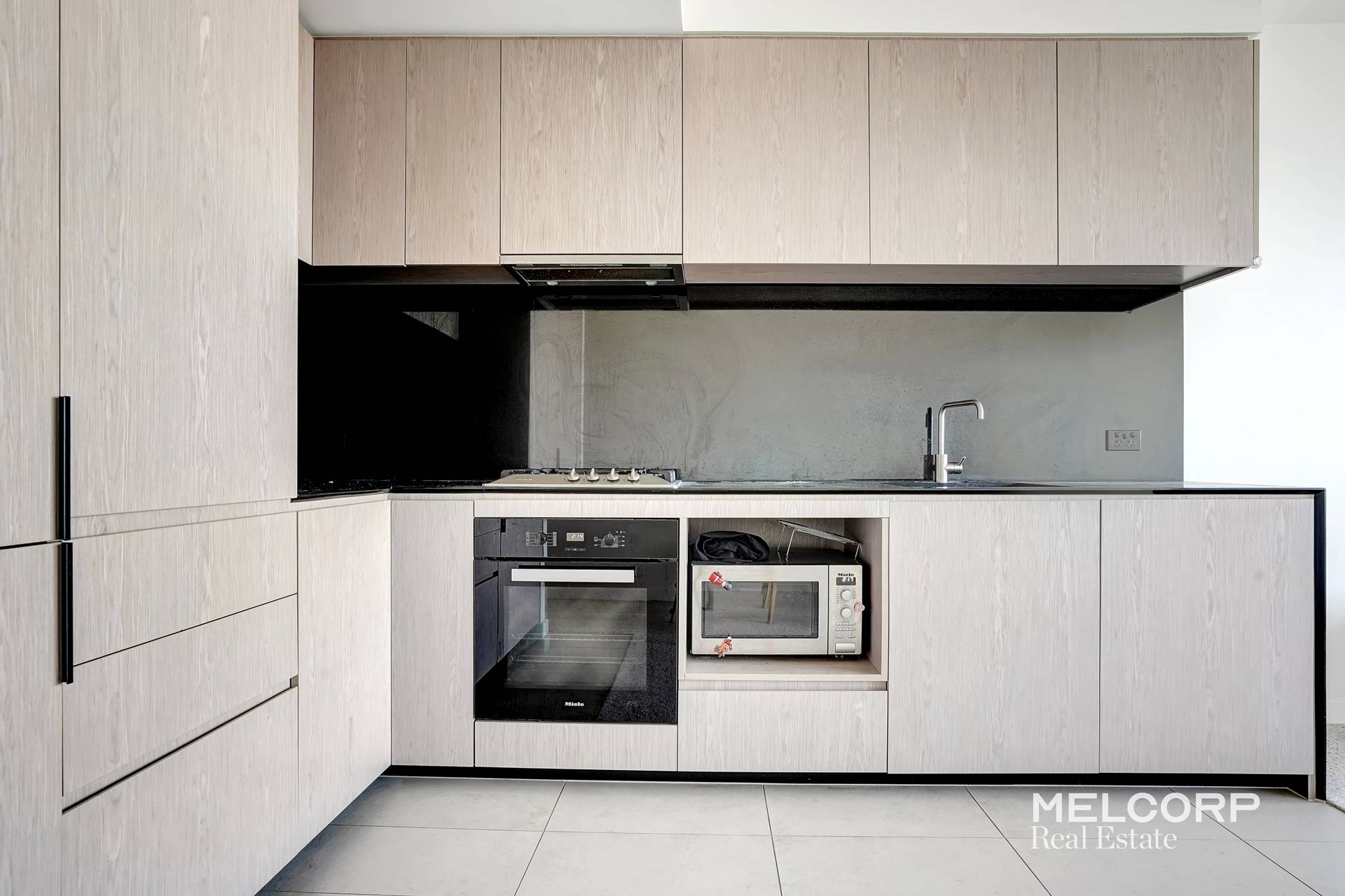 401/151 Berkeley Street