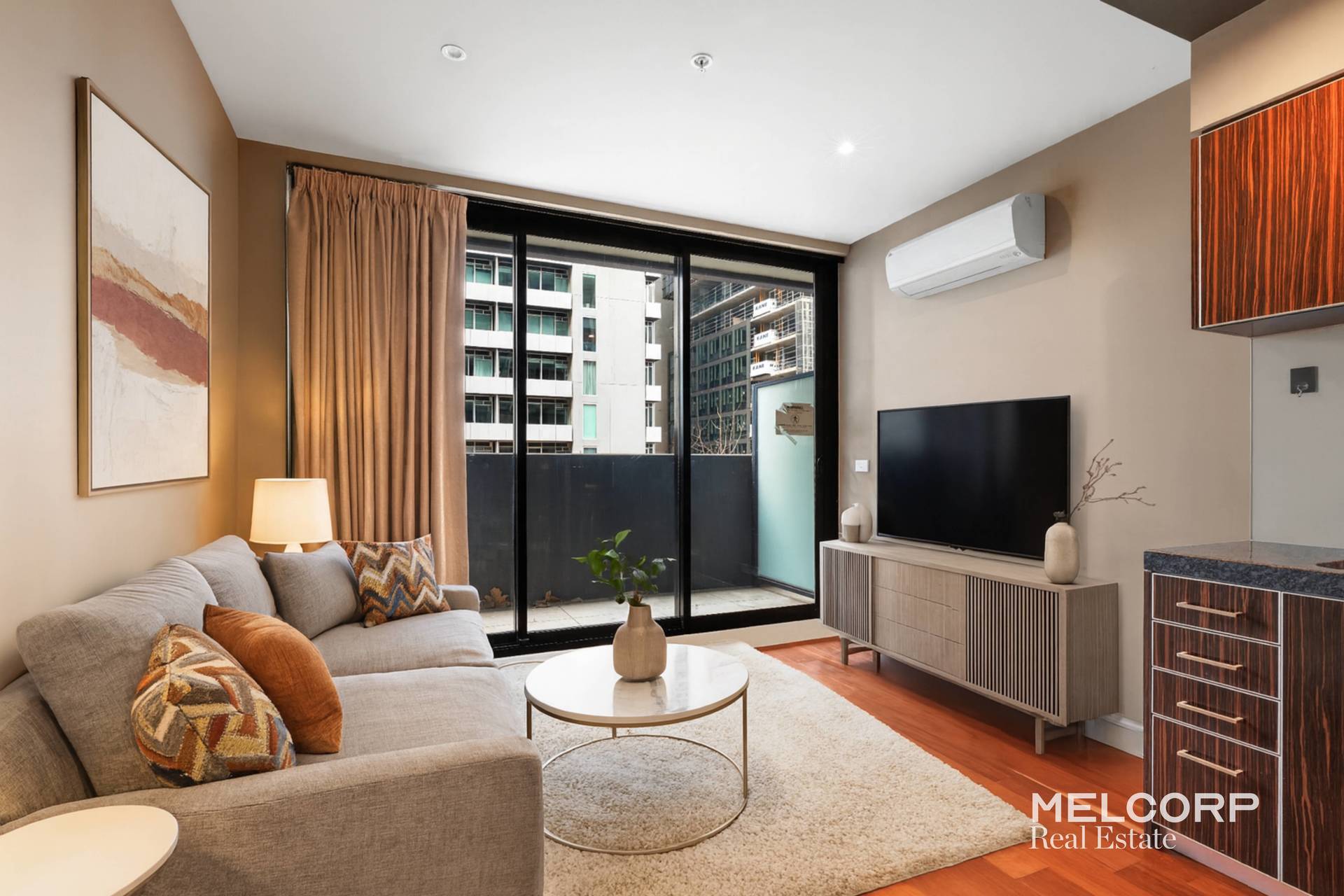 714/228 A'beckett Street