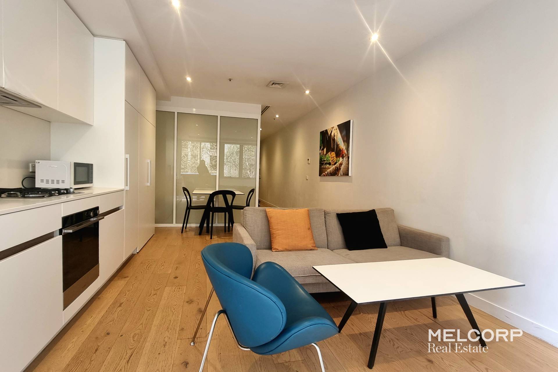 301/233 Collins Street