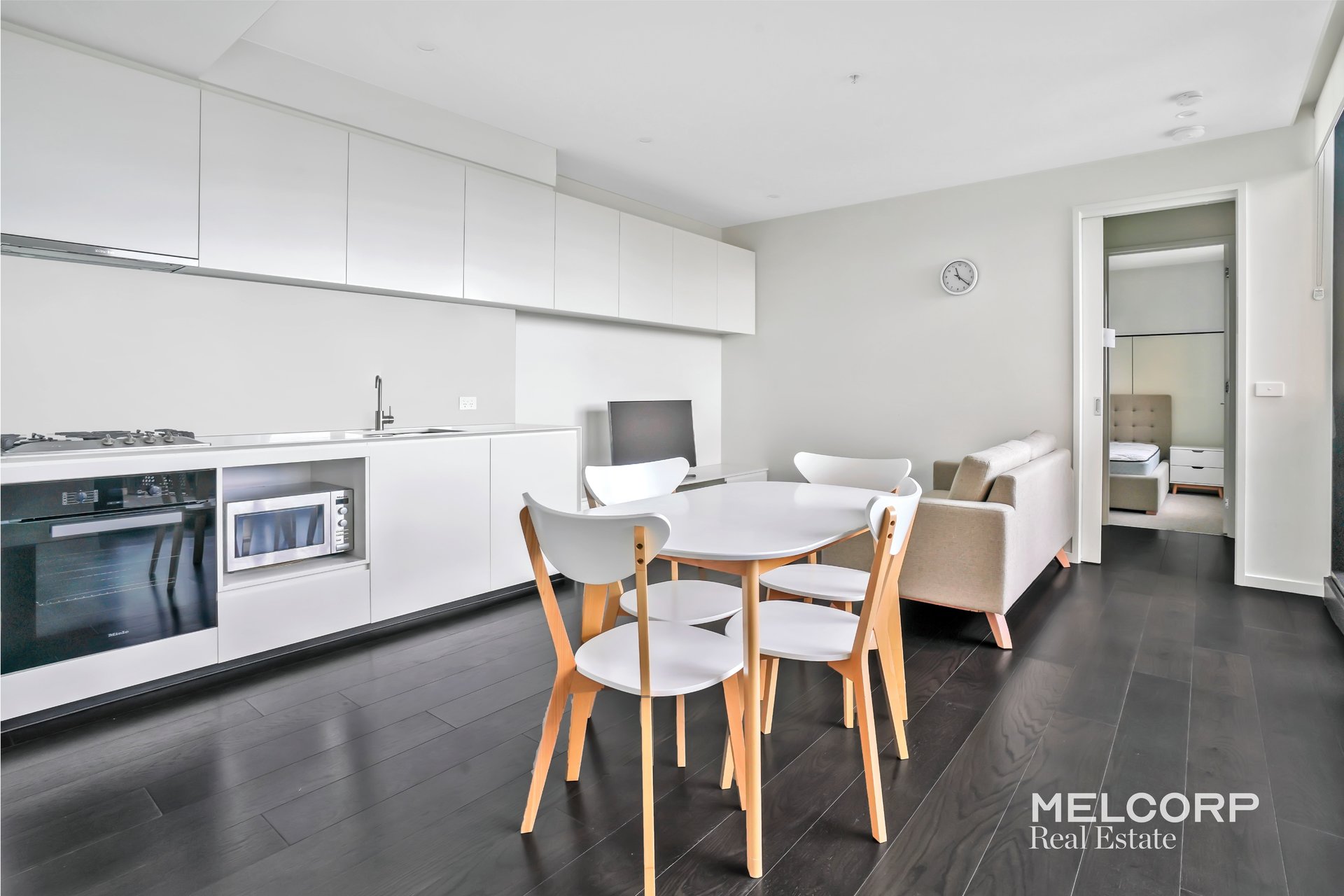 1404/151 Berkeley Street