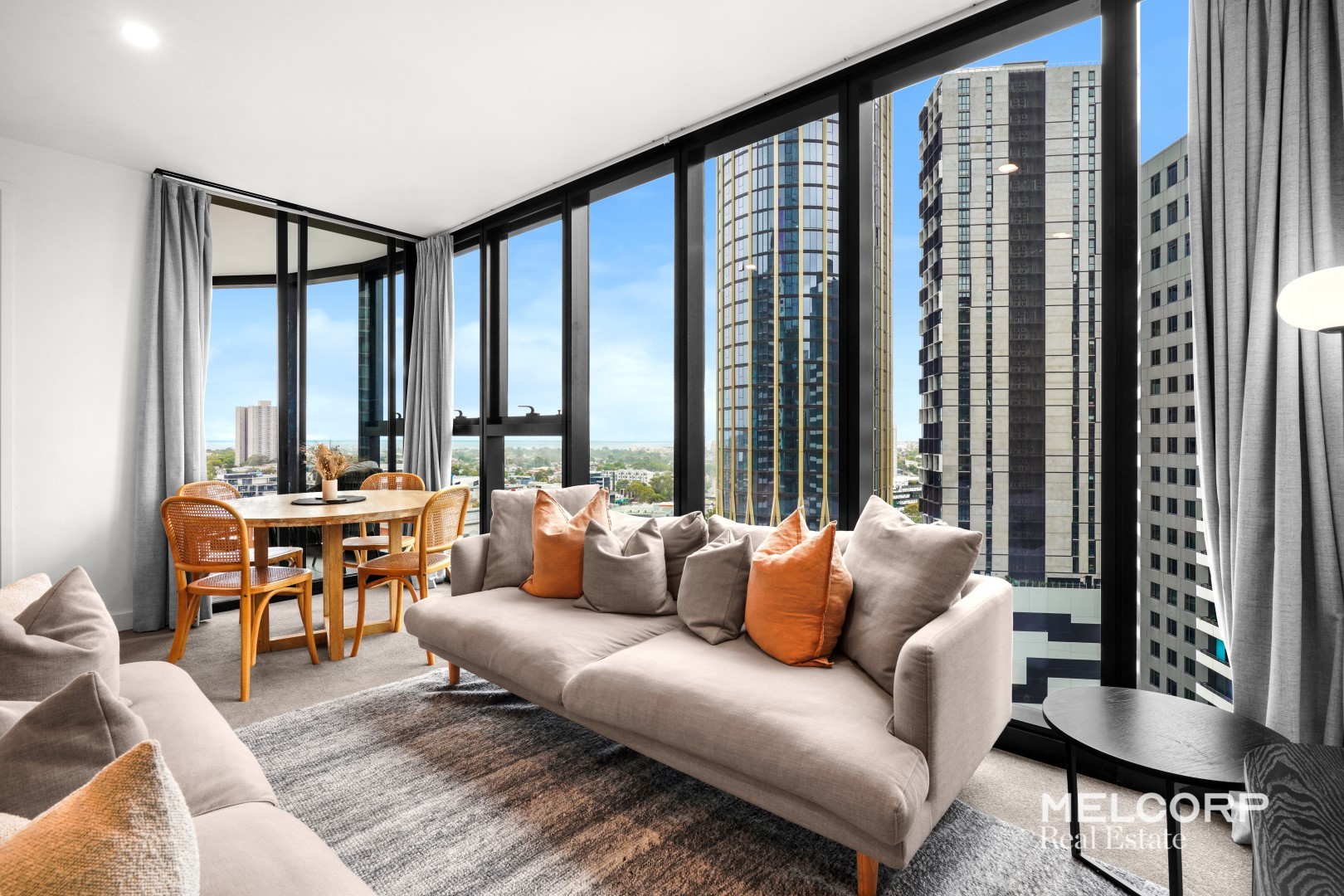 1703/105 Clarendon Street