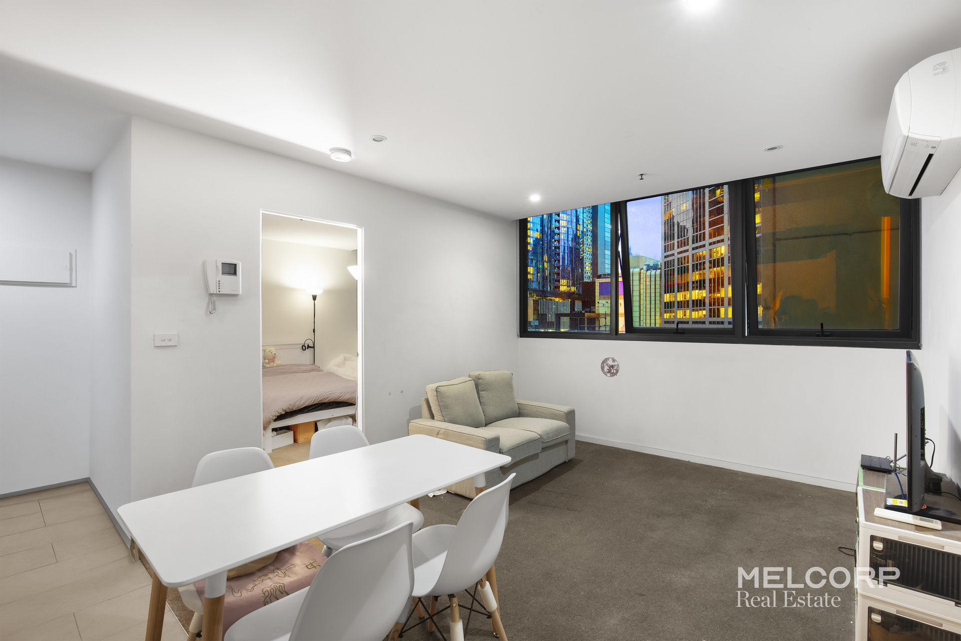 509/8 Sutherland Street