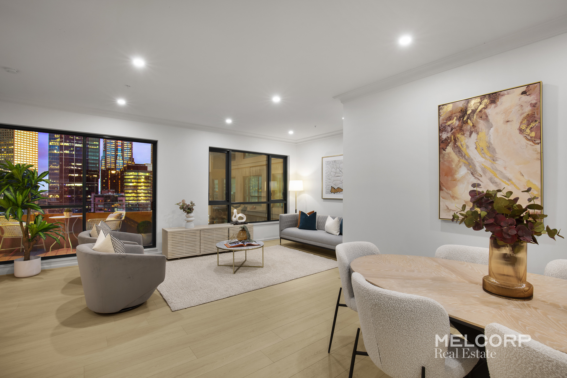 2206/265 Exhibition Street