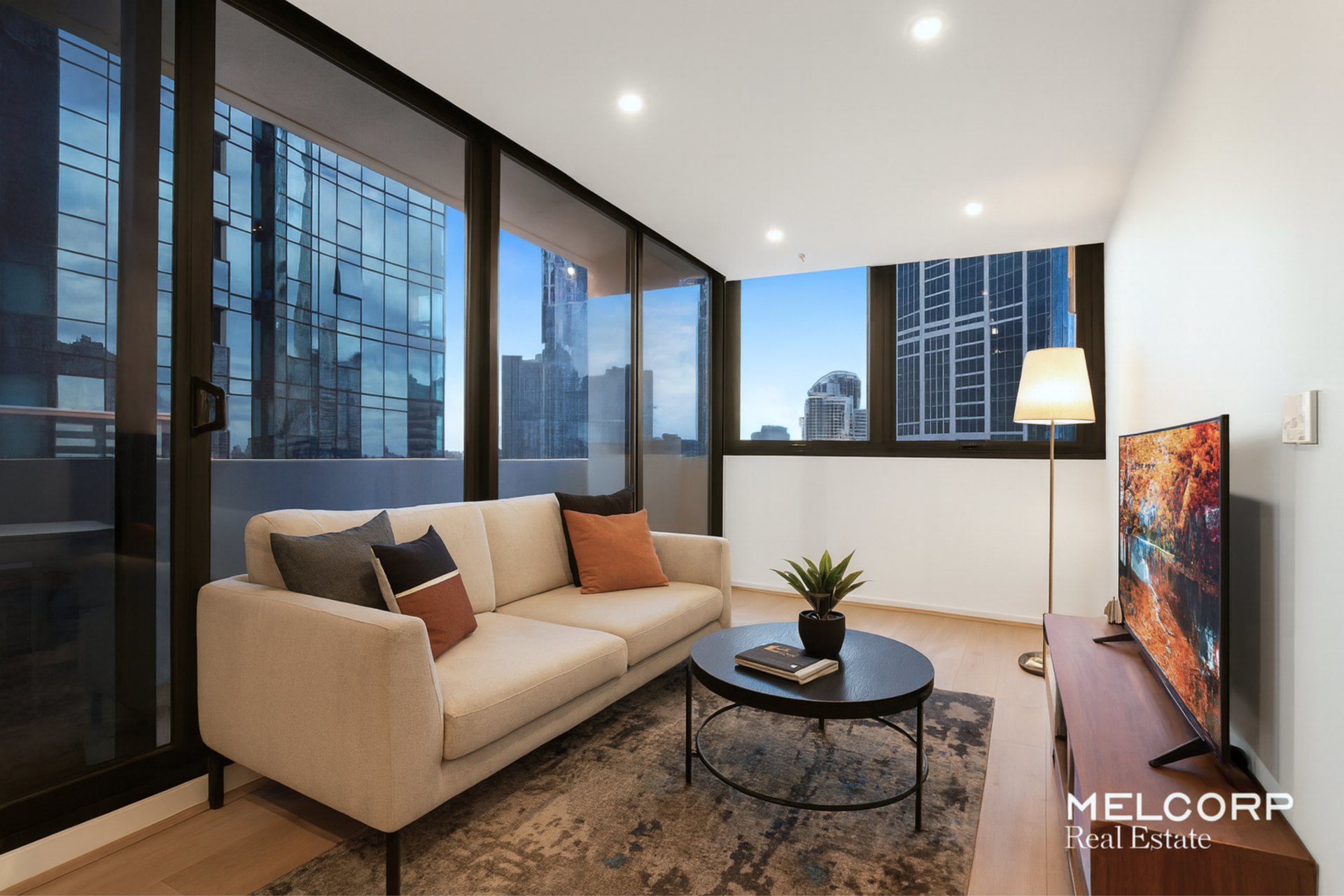 2007/8 Sutherland Street